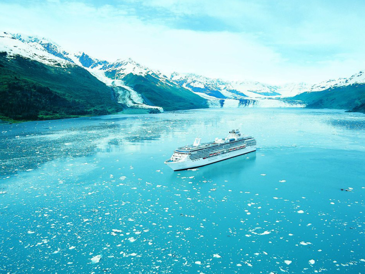 Alaska cruise ship